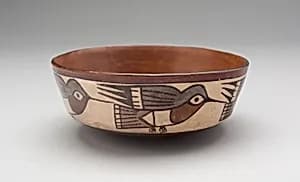 Bowl Depicting Hummingbirds by Nasca
