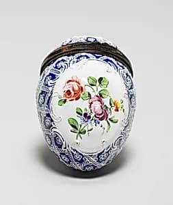 Egg-Shaped Box by Unknown