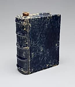 Flask by Artist unknown
