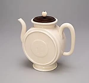 Flattened Teapot (Bianhu) by Unknown