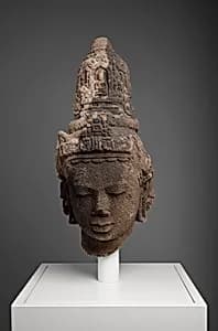 Head of Bodhisattva Avalokiteshvara by Unknown