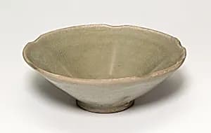 Lobed Bowl with Phoenix by Unknown