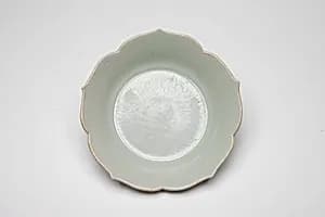 Pair of Foliate-Rimmed Dish by Unknown