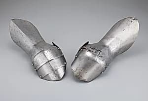 Pair of Mitten Gauntlets by Unknown