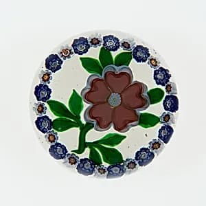 Paperweight by Baccarat Glassworks