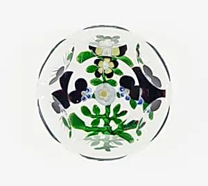 Paperweight by Baccarat Glassworks