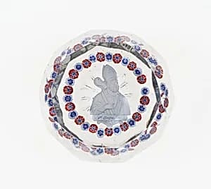Paperweight by Baccarat Glassworks