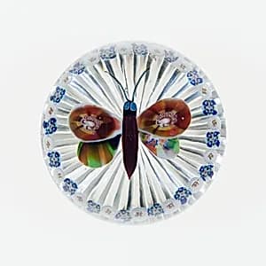 Paperweight by Baccarat Glassworks