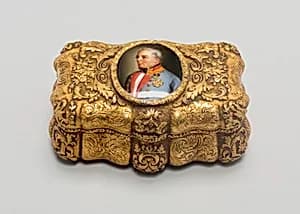 Snuff Box by Unknown