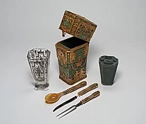 Traveling Necessaire by Unknown