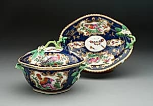 Tureen and Stand by Worcester Porcelain Factory