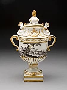 Urn by Porzellanmanufaktur Frankenthal