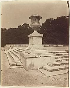 Versailles, Le Parc by Jean-Eugène-Auguste Atget