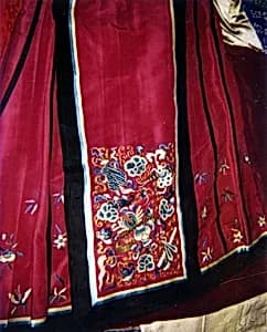 Woman's Qun (Skirt) by Han-Chinese