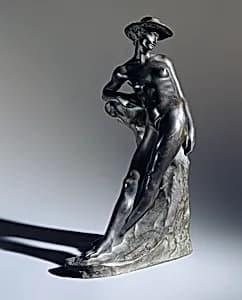 Frau mit Hut by Viktor Rousseau