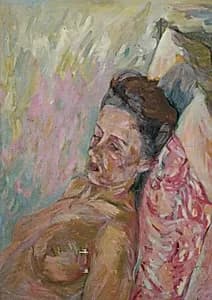 Weiblicher Akt auf Kissen by Walther Gamerith