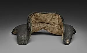Collar by Unknown Artist
