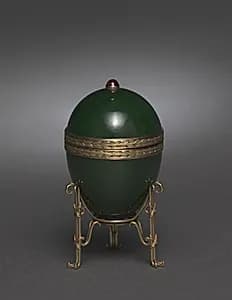 Easter Egg on Stand by House of Fabergé (Russian, 1842–1918)