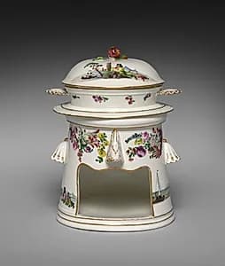 Food Warmer (Veilleuse) by Nymphenburg Porcelain Factory (German, founded 1747)