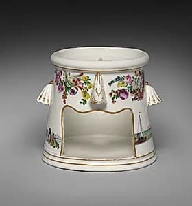 Food Warmer (Veilleuse) by Nymphenburg Porcelain Factory (German, founded 1747)