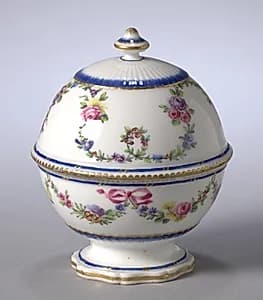Soap Box by Sèvres Porcelain Factory (French, est. 1756)