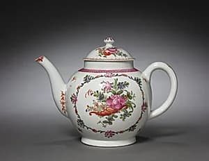Teapot by New Hall Porcelain Factory (British)