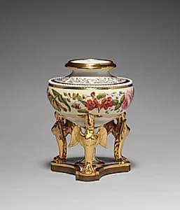 Urn by Flight, Barr and Barr (British)