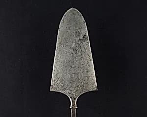 Arrowhead (<i>Yanone</i>) by Unknown Artist