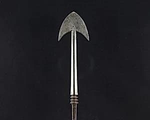 Arrowhead (<i>Yanone</i>) by Unknown Artist