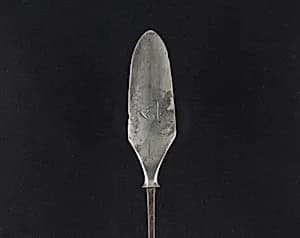Arrowhead (<i>Yanone</i>) by Unknown Artist