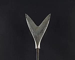 Arrowhead (<i>Yanone</i>) by Unknown Artist