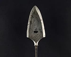 Arrowhead (<i>Yanone</i>) by Unknown Artist