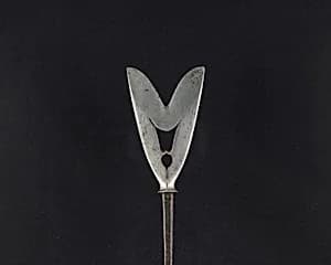Arrowhead (<i>Yanone</i>) by Unknown Artist