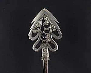 Arrowhead (<i>Yanone</i>) by Unknown Artist