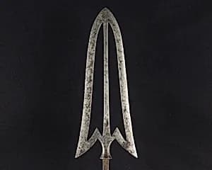 Arrowhead (<i>Yanone</i>) by Unknown Artist