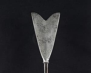 Arrowhead (<i>Yanone</i>) by Unknown Artist