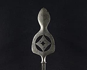 Arrowhead (<i>Yanone</i>) by Unknown Artist