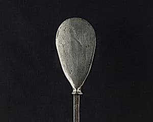 Arrowhead (<i>Yanone</i>) by Unknown Artist
