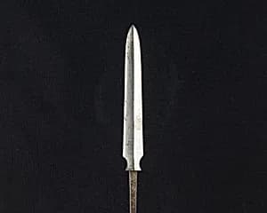 Arrowhead (<i>Yanone</i>) by Unknown Artist