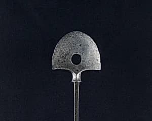 Arrowhead (<i>Yanone</i>) by Unknown Artist