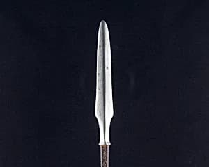 Arrowhead (<i>Yanone</i>) by Unknown Artist