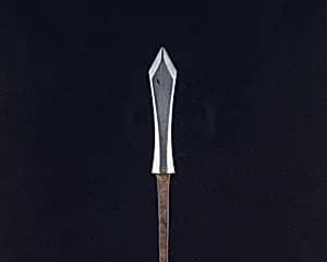 Arrowhead (<i>Yanone</i>) by Unknown Artist