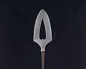 Arrowhead (<i>Yanone</i>) by Unknown Artist
