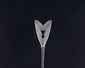 Arrowhead (<i>Yanone</i>) by Unknown Artist