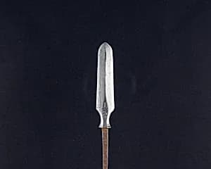 Arrowhead (<i>Yanone</i>) by Unknown Artist