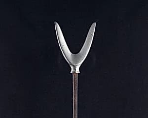 Arrowhead (<i>Yanone</i>) by Unknown Artist