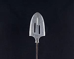Arrowhead (<i>Yanone</i>) by Unknown Artist