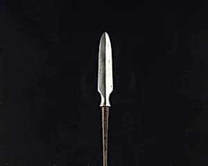 Arrowhead (<i>Yanone</i>) by Unknown Artist