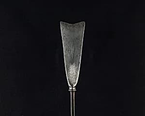 Arrowhead (<i>Yanone</i>) by Unknown Artist