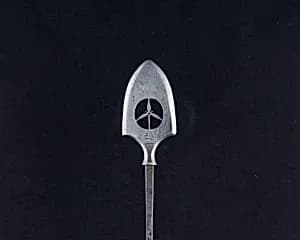 Arrowhead (<i>Yanone</i>) by Unknown Artist